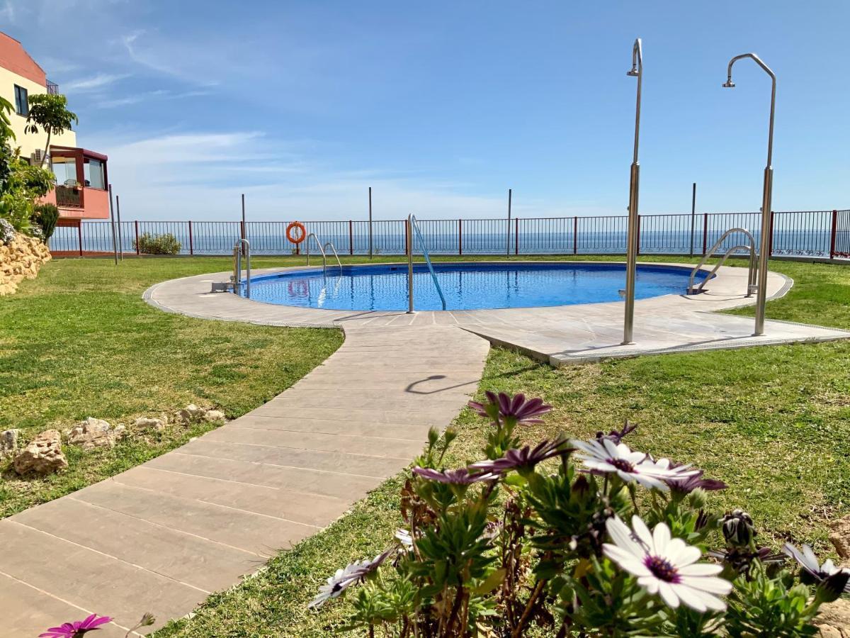 Apartamento De 2 Dormitorios, Gran Terraza, Vistas Al Mar Cerca Playa Carvajal Benalmadena Exterior photo